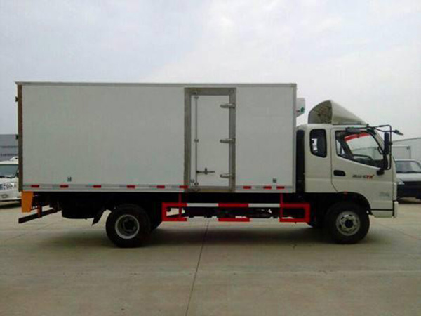 福田奧鈴6.1米貨廂冷藏車 福田奧鈴6.1米貨廂冷藏車