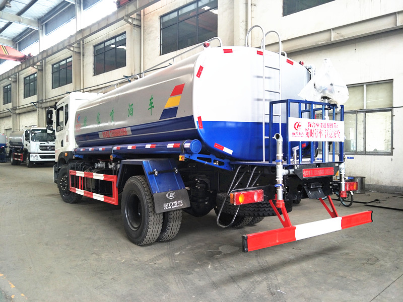 東風T5新款灑水車