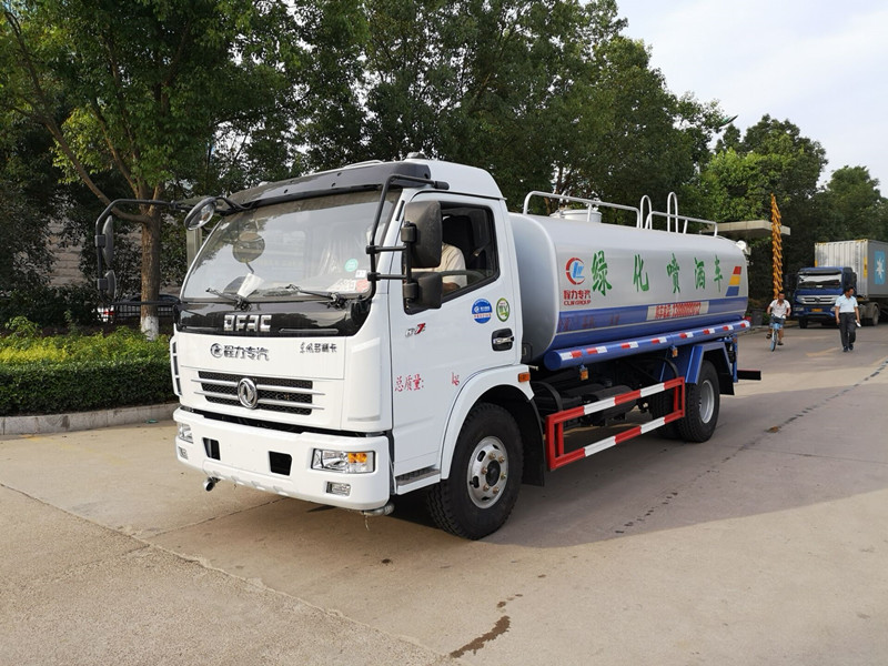 暢銷8噸9噸綠化噴灑車價(jià)格及配置