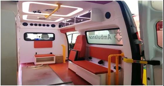 高端負(fù)壓救護(hù)車內(nèi)飾