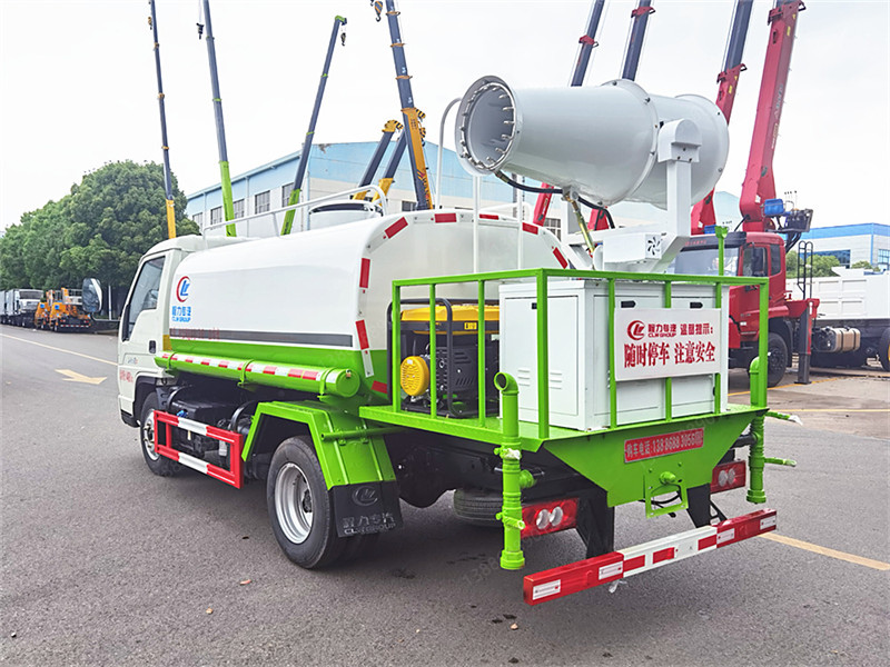 福田小卡之星3藍(lán)牌抑塵車